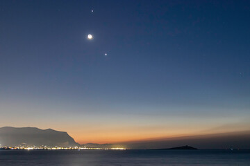 杰德5AT和CVT哪个好