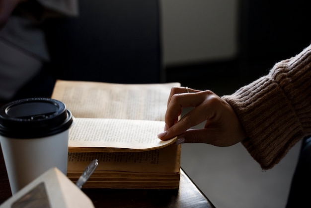 如何从认识意义的角度理解科学的本质